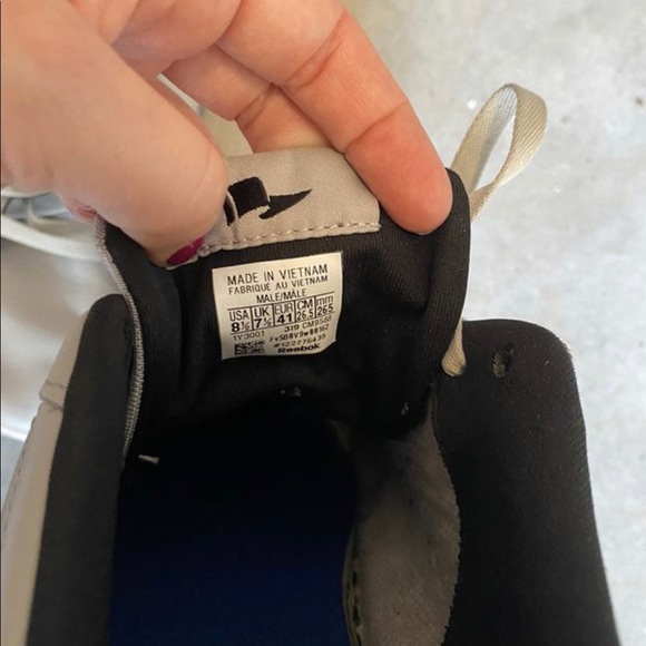 Men’s Reeboks - Picture 4 of 4